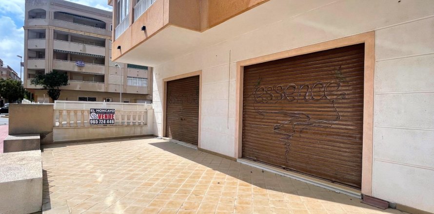 Proprietà commerciale a Guardamar del Segura, Alicante, Spagna 86 mq. N° 183913