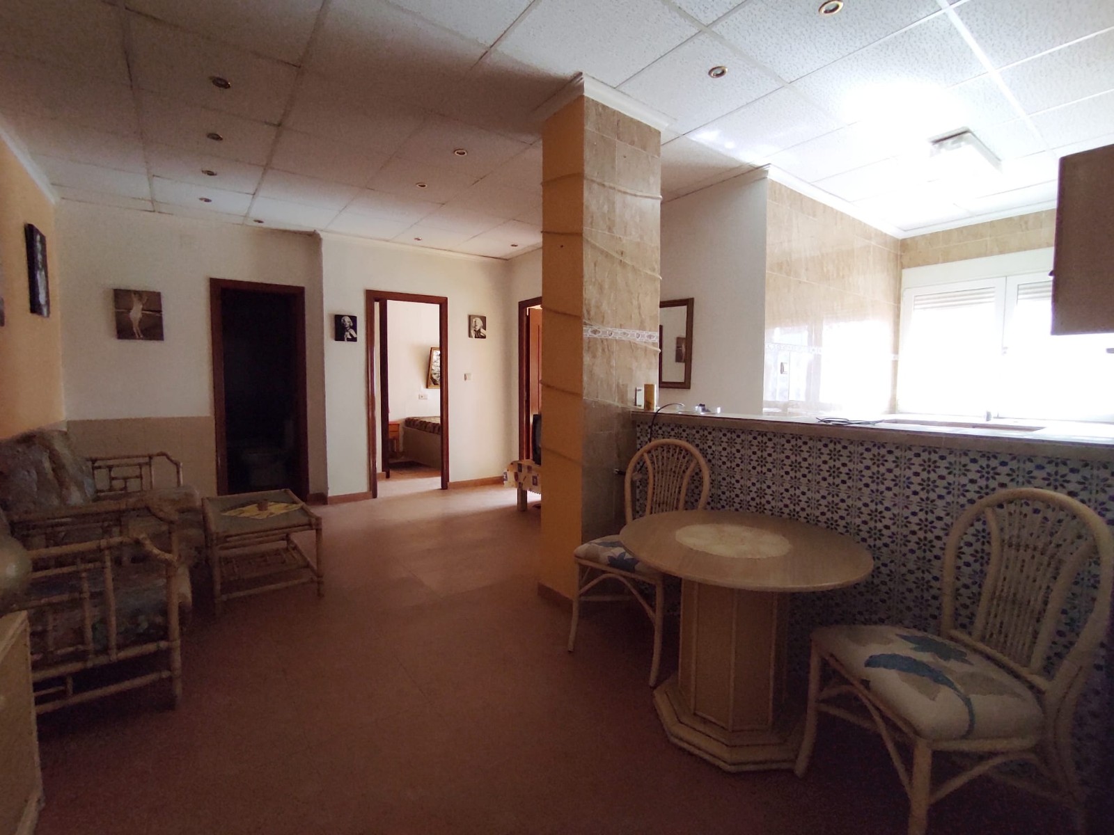 Propiedad comercial en Guardamar del Segura, Alicante, España 4 dormitorios, 175 m2 No. 183914
