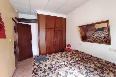 Liikekiinteistö myytävänä Guardamar del Segura, Alicante, Espanja, 4 makuuhuonetta, 175 m2 No. 183914 - kuva 5
