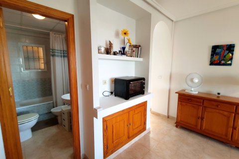 Apartamento en venta en La Zenia, Alicante, España 2 dormitorios, 66 m2 No. 183461 - foto 11