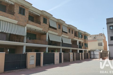 Townhouse for sale in Almenara, Castellon, Spain 5 bedrooms, 182 sq.m. No. 188224 - photo 3