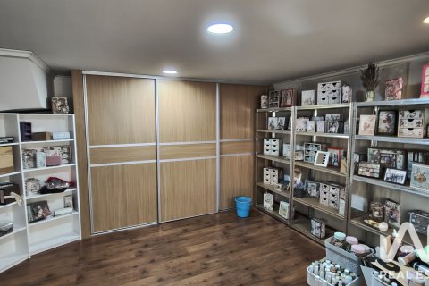 Townhouse for sale in Almenara, Castellon, Spain 5 bedrooms, 182 sq.m. No. 188224 - photo 25