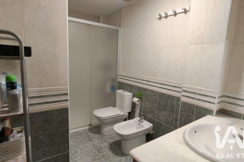Townhouse for sale in Almenara, Castellon, Spain 5 bedrooms, 182 sq.m. No. 188224 - photo 24