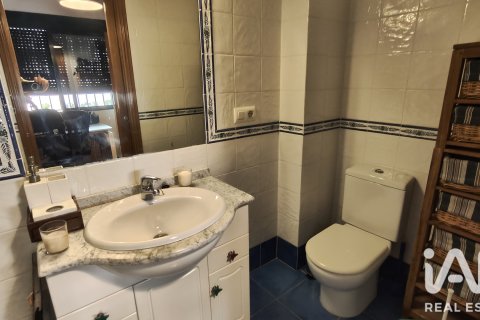 Townhouse for sale in Almenara, Castellon, Spain 5 bedrooms, 182 sq.m. No. 188224 - photo 22