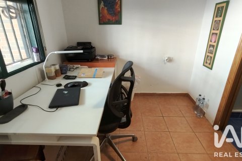 Townhouse for sale in Almenara, Castellon, Spain 5 bedrooms, 182 sq.m. No. 188224 - photo 23