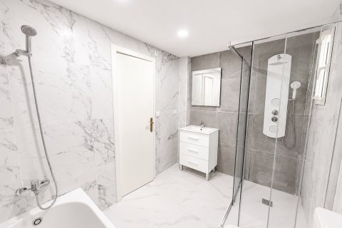 Villa en venta en Villamartin, Alicante, España 3 dormitorios, 160 m2 No. 192006 - foto 25