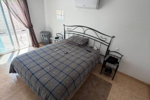 Villa en venta en Cabo Roig, Alicante, España 2 dormitorios, 85 m2 No. 192005 - foto 13