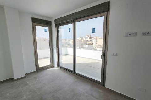 Apartamento en venta en Torrevieja, Alicante, España 3 dormitorios, 162 m2 No. 192008 - foto 10