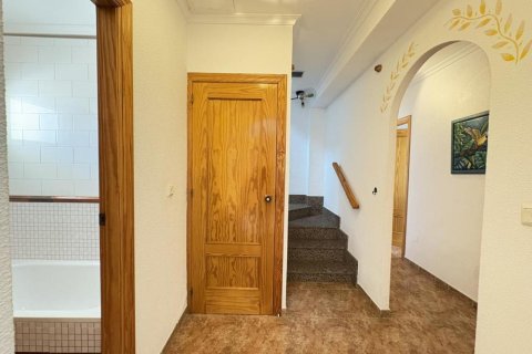 Villa for sale in La Manga del Mar Menor, Murcia, Spain 6 bedrooms, 280 sq.m. No. 148414 - photo 19