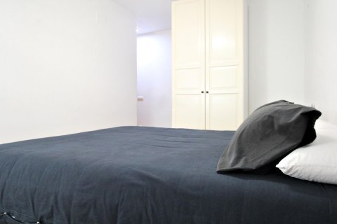 Apartamento en venta en Alicante, España 4 dormitorios, 104 m2 No. 180107 - foto 10