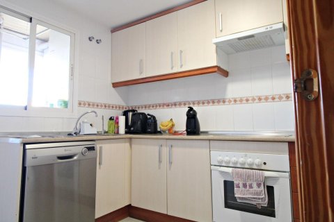 Apartamento en venta en Alicante, España 4 dormitorios, 104 m2 No. 180107 - foto 5