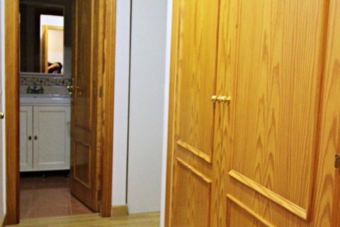 Apartamento en venta en Alicante, España 4 dormitorios, 104 m2 No. 180107 - foto 21