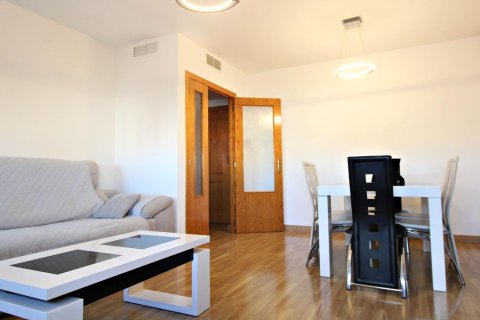 Apartamento en venta en Alicante, España 4 dormitorios, 104 m2 No. 180107 - foto 2