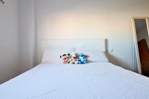 Apartamento en venta en Alicante, España 4 dormitorios, 104 m2 No. 180107 - foto 13