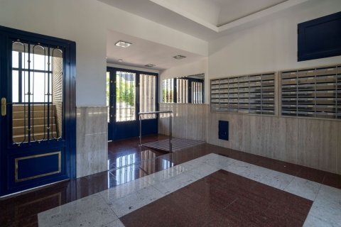 Продажа квартиры в Аликанте, Испания 3 спальни, 128м2 №180110 - фото 7