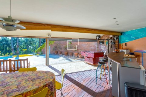 Продажа виллы в Премия де Дальт, Барселона, Испания 5 спален, 617м2 №150288 - фото 13