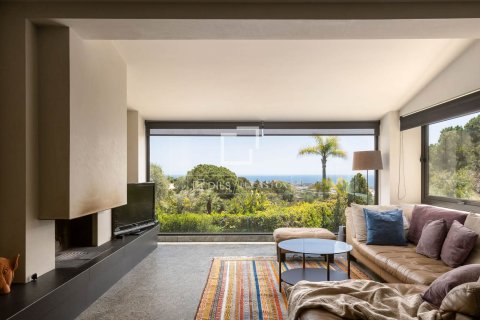 Villa for sale in Premia De Dalt, Barcelona, Spain 3 bedrooms, 338 sq.m. No. 150292 - photo 3