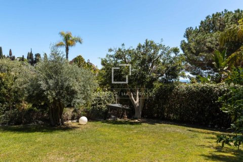 Villa for sale in Premia De Dalt, Barcelona, Spain 3 bedrooms, 338 sq.m. No. 150292 - photo 22