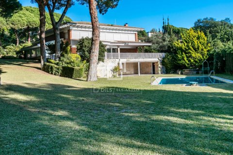 Villa in Sant Andreu de Llavaneres, Barcelona, Spain 14 bedrooms, 2260 sq.m. No. 150291