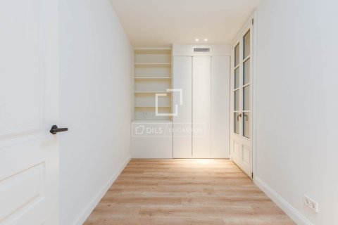 Apartamento en venta en Barcelona, España 3 dormitorios, 120 m2 No. 150286 - foto 14
