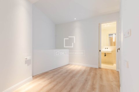 Apartamento en venta en Barcelona, España 3 dormitorios, 120 m2 No. 150286 - foto 6