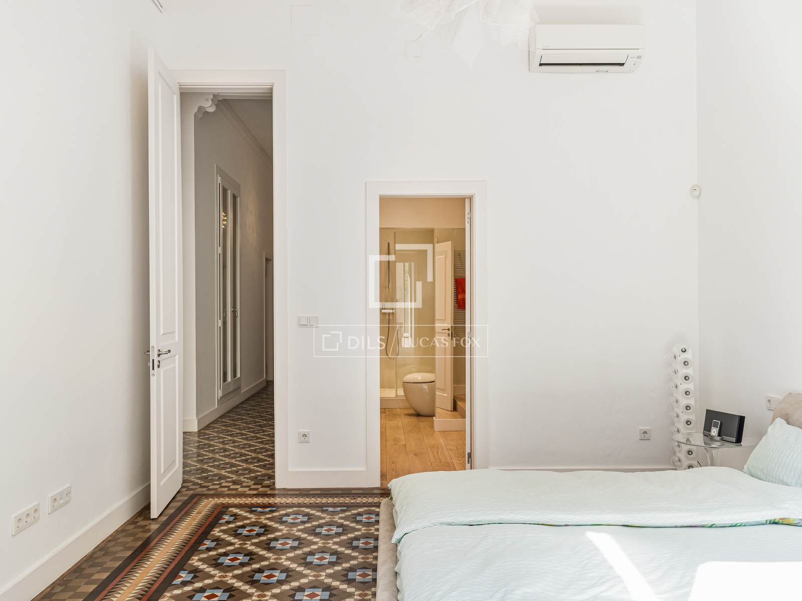 Wohnung in Barcelona, Spanien 5 Schlafzimmer, 222 m2 Nr. 150287