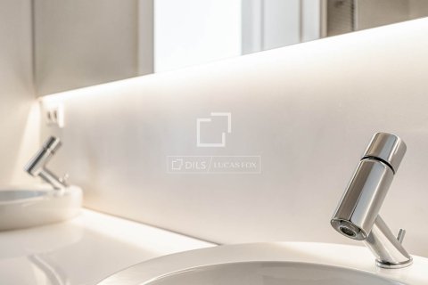 Wohnung zum Verkauf in Barcelona, Spanien 5 Schlafzimmer, 222 m2 Nr. 150287 - Foto 24