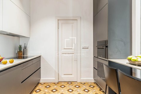 Wohnung zum Verkauf in Barcelona, Spanien 5 Schlafzimmer, 222 m2 Nr. 150287 - Foto 18