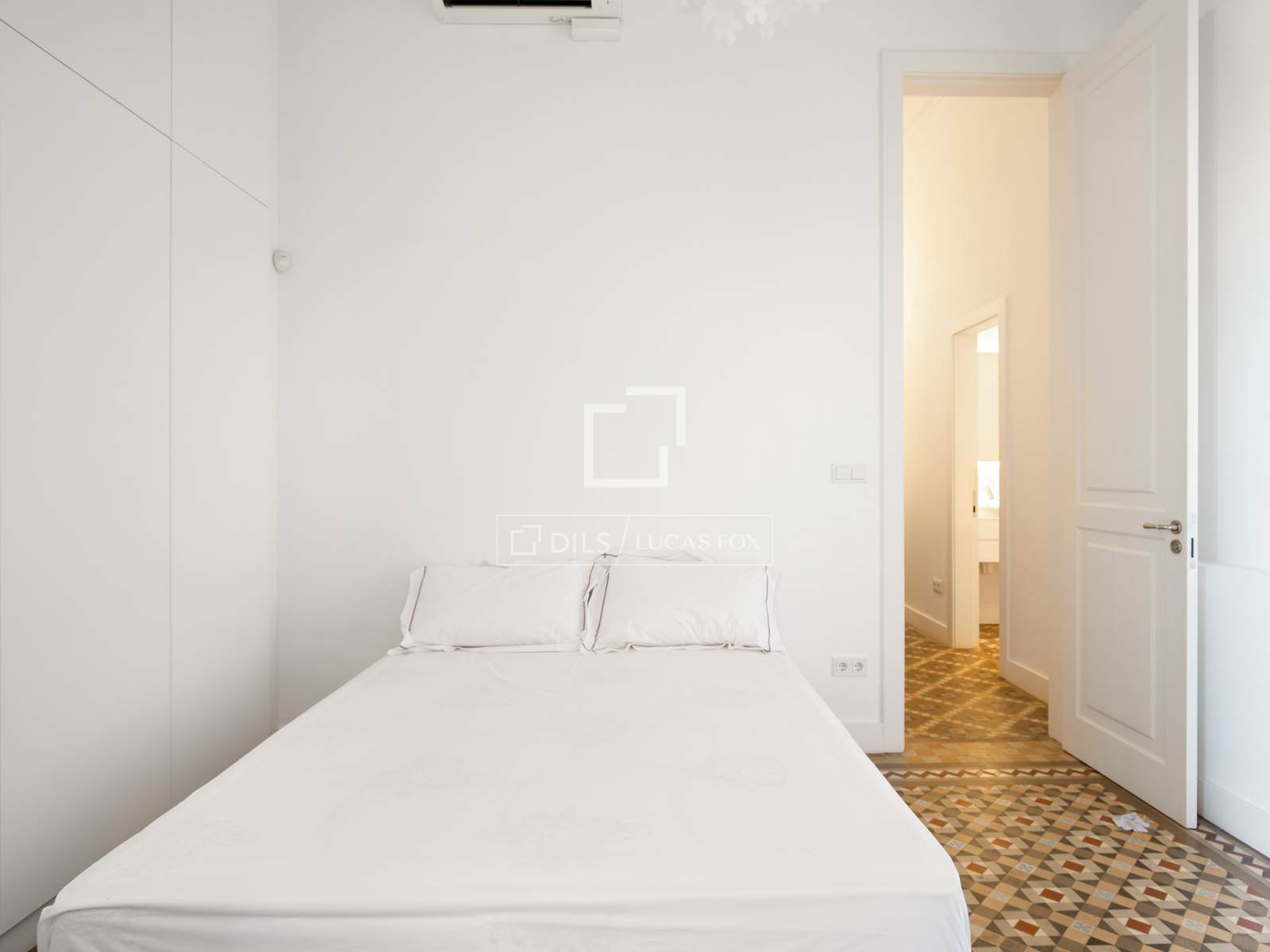 Wohnung in Barcelona, Spanien 5 Schlafzimmer, 222 m2 Nr. 150287