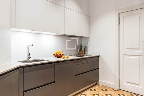 Wohnung zum Verkauf in Barcelona, Spanien 5 Schlafzimmer, 222 m2 Nr. 150287 - Foto 17