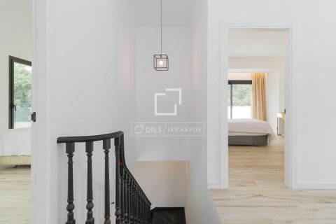 Villa for sale in Sant Andreu de Llavaneres, Barcelona, Spain 8 bedrooms, 763 sq.m. No. 150289 - photo 26