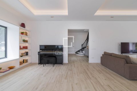 Villa for sale in Sant Andreu de Llavaneres, Barcelona, Spain 8 bedrooms, 763 sq.m. No. 150289 - photo 17