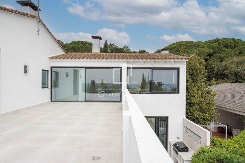 Villa for sale in Sant Andreu de Llavaneres, Barcelona, Spain 8 bedrooms, 763 sq.m. No. 150289 - photo 28