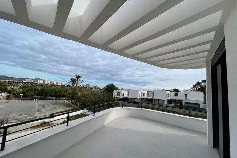 Villa for sale in La Font, Alicante, Spain 4 bedrooms, 500 sq.m. No. 165595 - photo 14