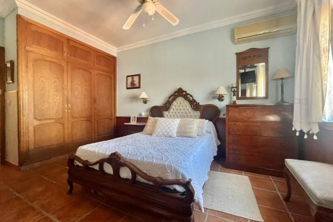 Villa à vendre à Torrevieja, Alicante, Espagne, 3 chambres, 180 m2 No. 165592 - photo 30