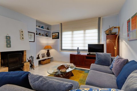 Apartamento en venta en Tamariu, Gerona, España 3 dormitorios, No. 141170 - foto 4