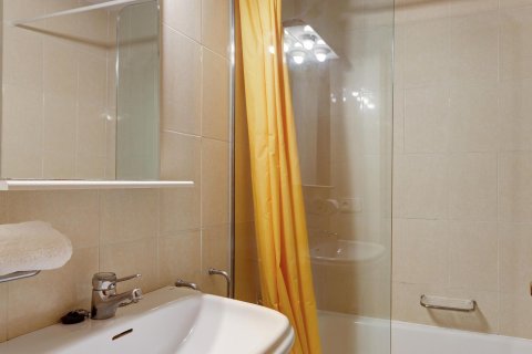 Apartamento en venta en Tamariu, Gerona, España 3 dormitorios, No. 141170 - foto 11