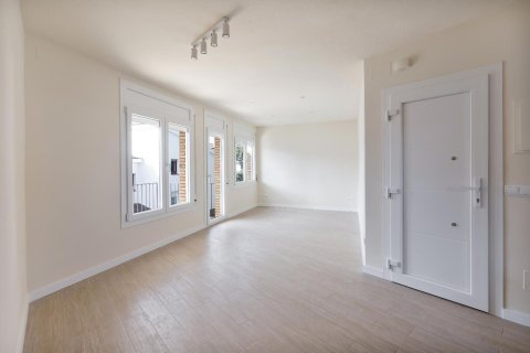 Apartment à vendre à Calella De Palafrugell, Girona, Espagne, 3 chambres, No. 141169 - photo 3