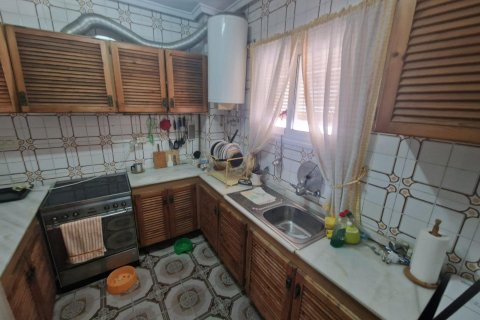 Lägenhet till salu i Torrevieja, Alicante, Spanien 3 sovrum, 110 kvm. Nr. 182821 - foto 22