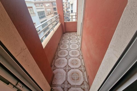 Lägenhet till salu i Torrevieja, Alicante, Spanien 3 sovrum, 110 kvm. Nr. 182821 - foto 10