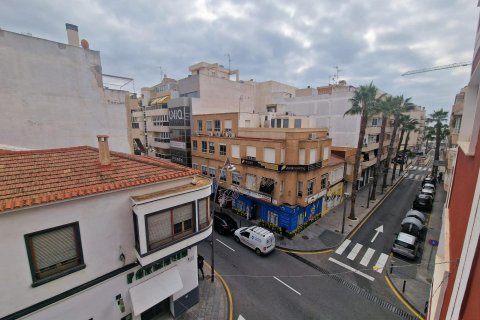 Lägenhet till salu i Torrevieja, Alicante, Spanien 3 sovrum, 110 kvm. Nr. 182821 - foto 16