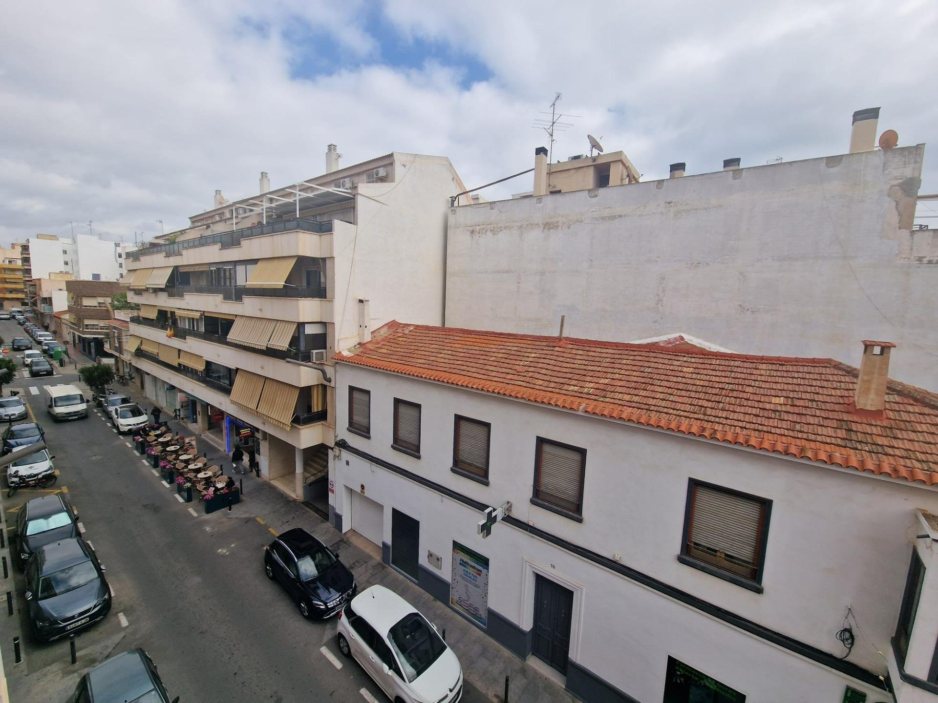 Apartment in Torrevieja, Alicante, Spain 3 bedrooms, 110 sq.m. No. 182821
