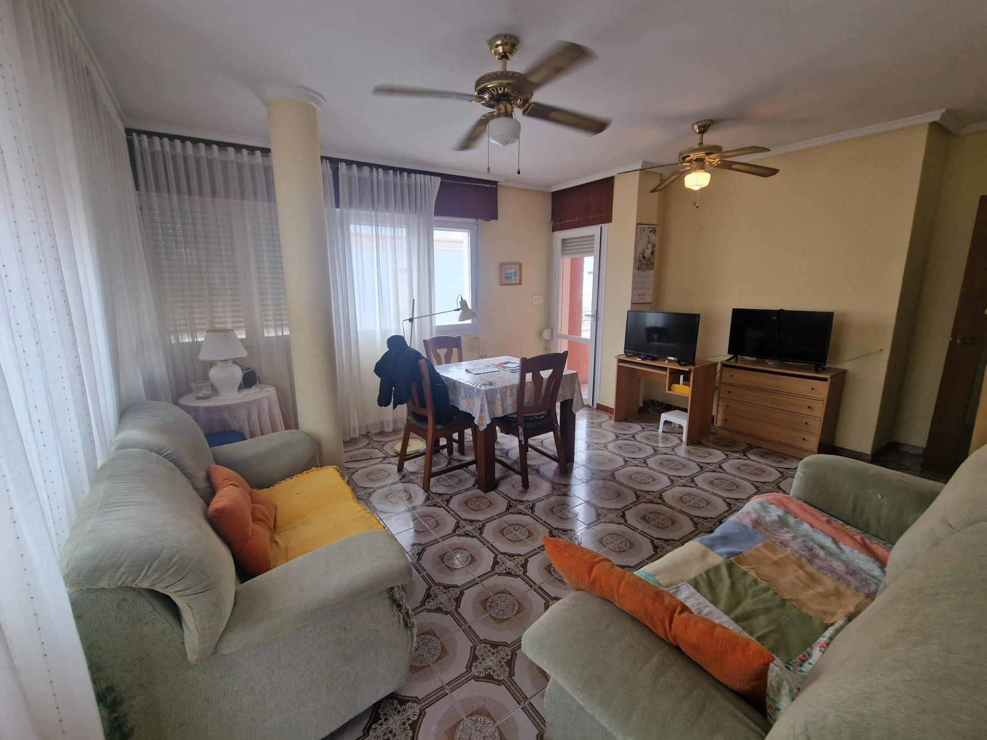 Apartment in Torrevieja, Alicante, Spain 3 bedrooms, 110 sq.m. No. 182821