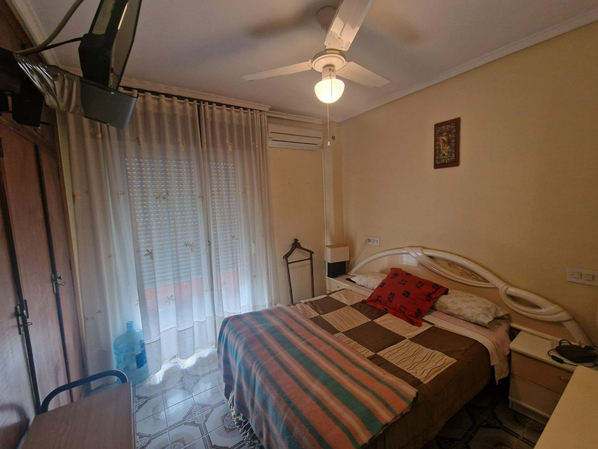 Apartment in Torrevieja, Alicante, Spain 3 bedrooms, 110 sq.m. No. 182821