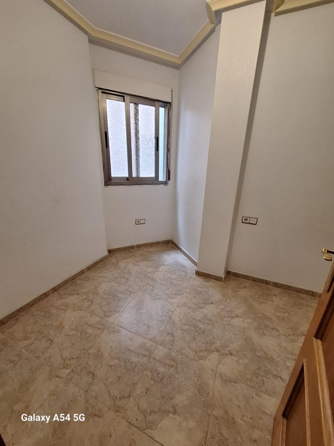 Apartment à Torrevieja, Alicante, Espagne 2 chambres, 74 m2 No. 182822