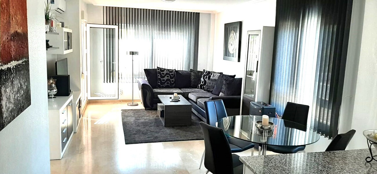Apartamento en Villamartin, Alicante, España 2 dormitorios,  No. 183389