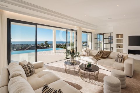 Villa en venta en Benahavís, Málaga, España 6 dormitorios, 1466 m2 No. 158899 - foto 4