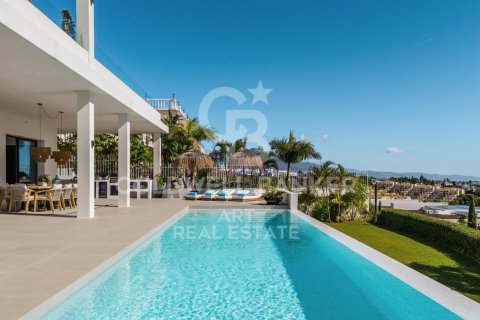 Villa en venta en Benahavís, Málaga, España 6 dormitorios, 1466 m2 No. 158899 - foto 8