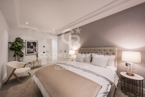 Villa en venta en Benahavís, Málaga, España 6 dormitorios, 1466 m2 No. 158899 - foto 17