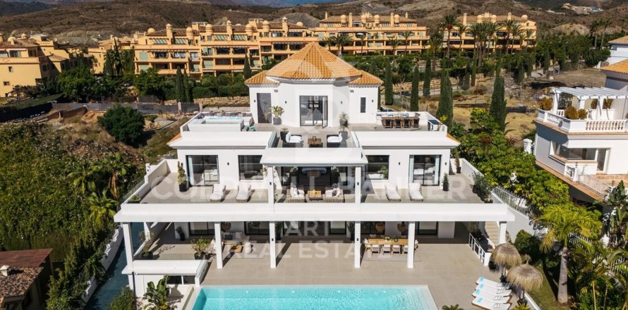 Villa i Benahavis, Malaga, Spanien 6 sovrum, 1466 kvm. Nr. 158899